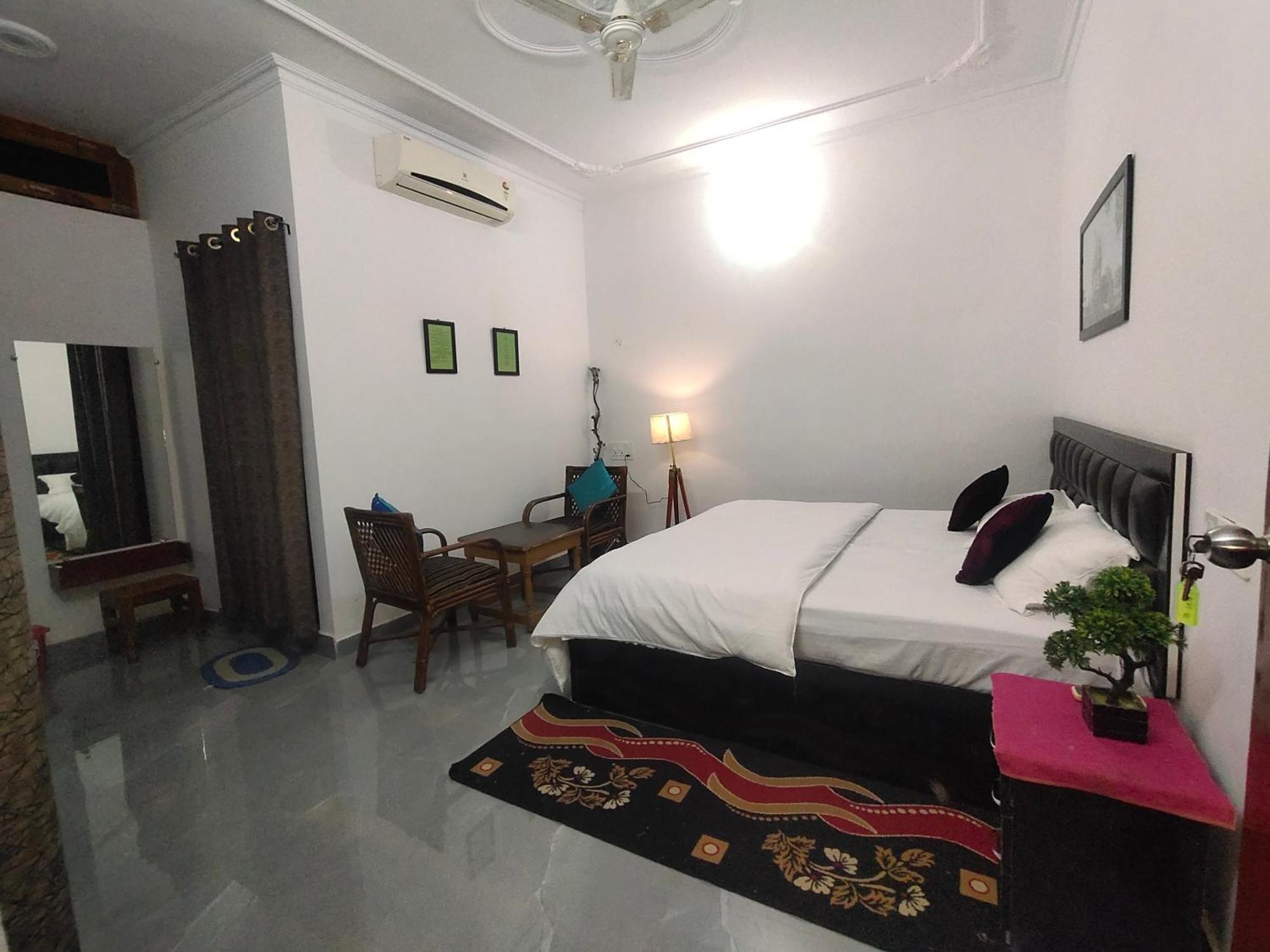 Khajuraho Glory Homestay Dış mekan fotoğraf