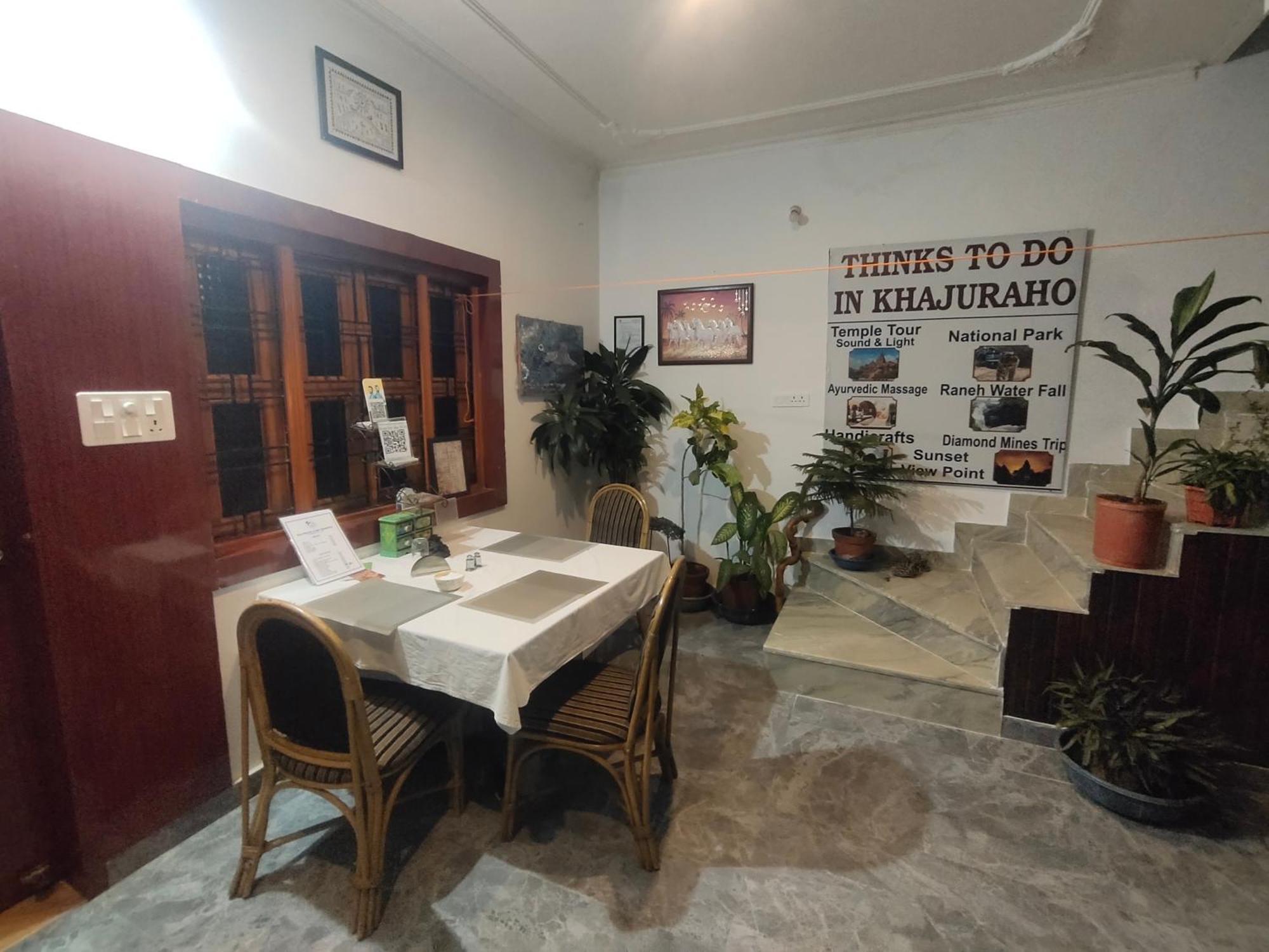 Khajuraho Glory Homestay Dış mekan fotoğraf