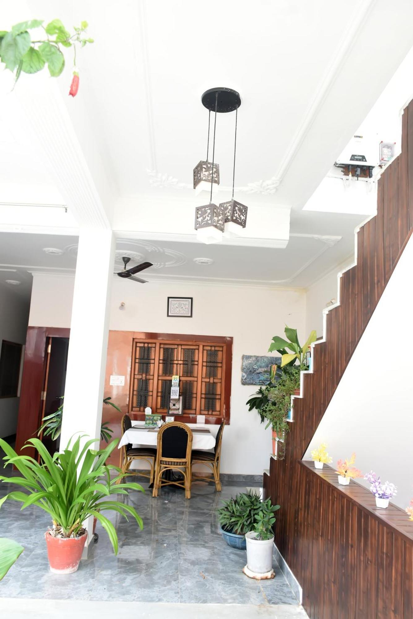 Khajuraho Glory Homestay Dış mekan fotoğraf